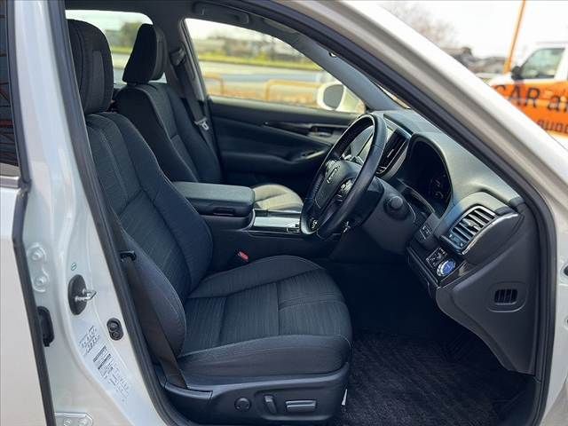 TOYOTA CROWN SEDAN HYBRID 2015 Image 31