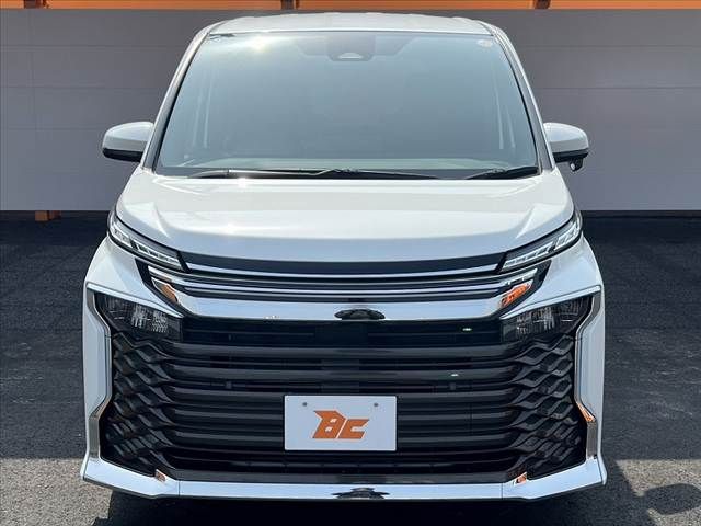 TOYOTA VOXY HYBRID 2024 Image 31