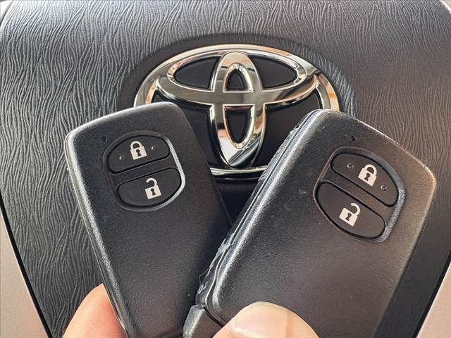 TOYOTA AQUA 2014 Image 31