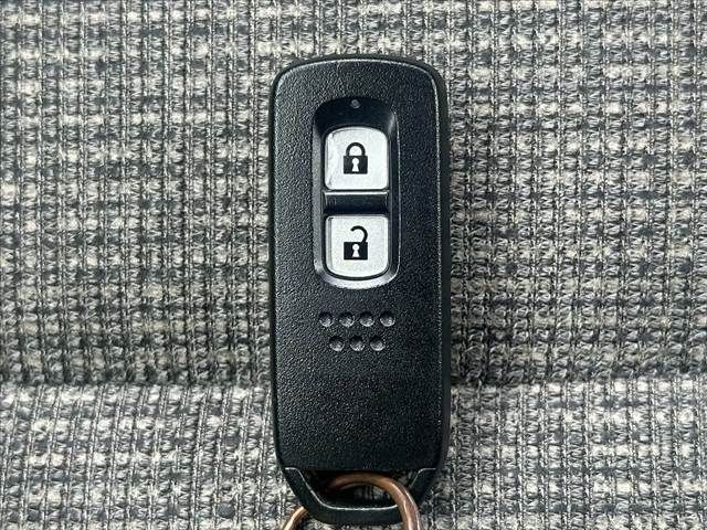 HONDA N BOX 2022 Image 31