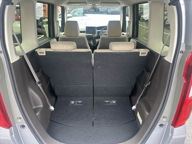 HONDA N BOX 2022 Image 31