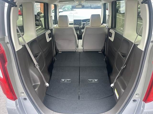 HONDA N BOX 2022 Image 31