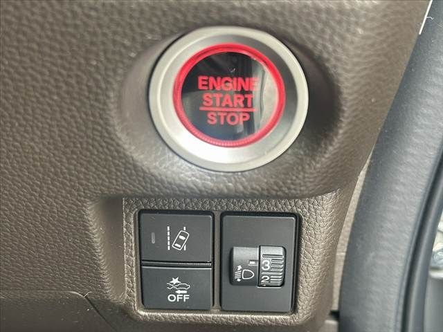 HONDA N BOX 2022 Image 31