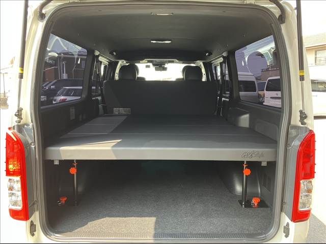 TOYOTA HIACE VAN 4WD 2022 Image 31