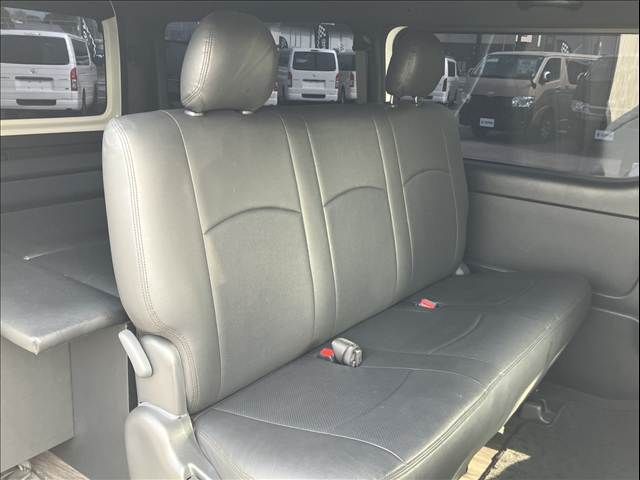 TOYOTA HIACE VAN 2WD 2022 Image 31