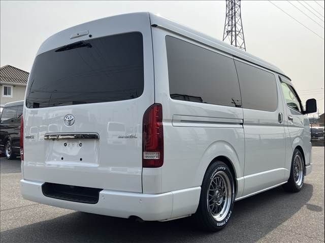 TOYOTA HIACE VAN 2WD 2022 Image 31