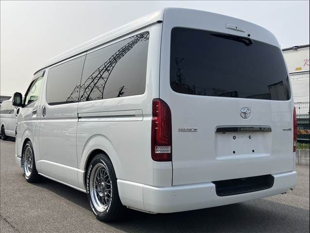 TOYOTA HIACE VAN 2WD 2022 Image 31