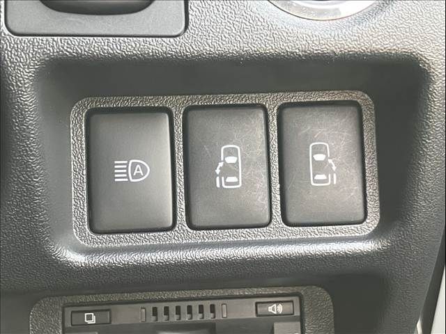 TOYOTA HIACE VAN 2WD 2022 Image 31