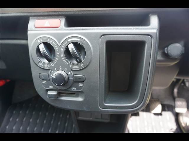 SUZUKI ALTO 2019 Image 31