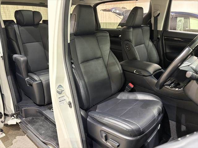 TOYOTA ALPHARD 2018 Image 31