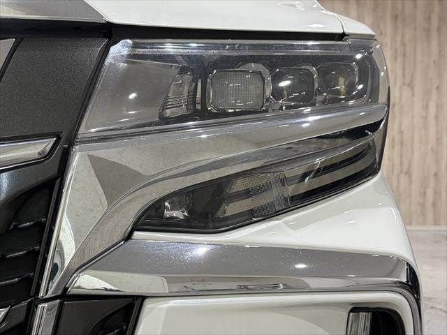 TOYOTA ALPHARD 2018 Image 31