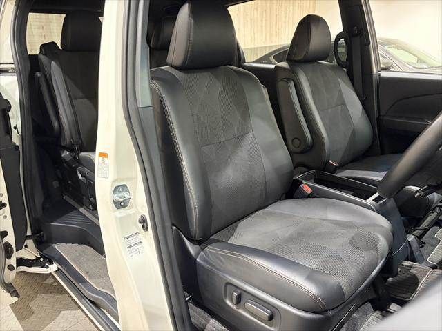 TOYOTA ESTIMA 2017 Image 31