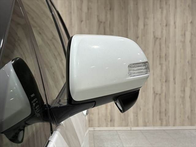 TOYOTA ESTIMA 2017 Image 31