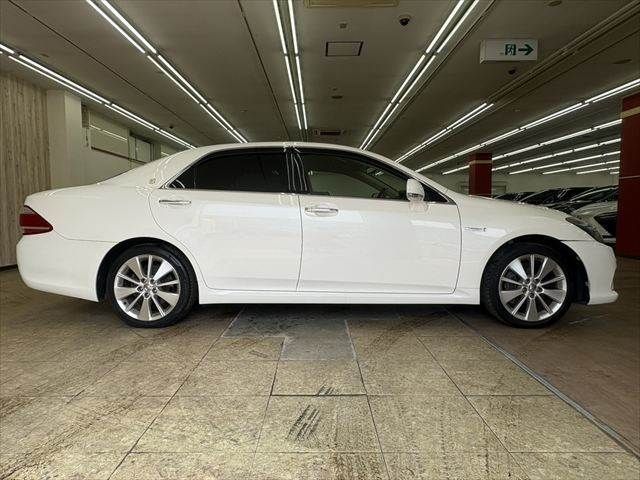 TOYOTA CROWN SEDAN HYBRID 2011 Image 31