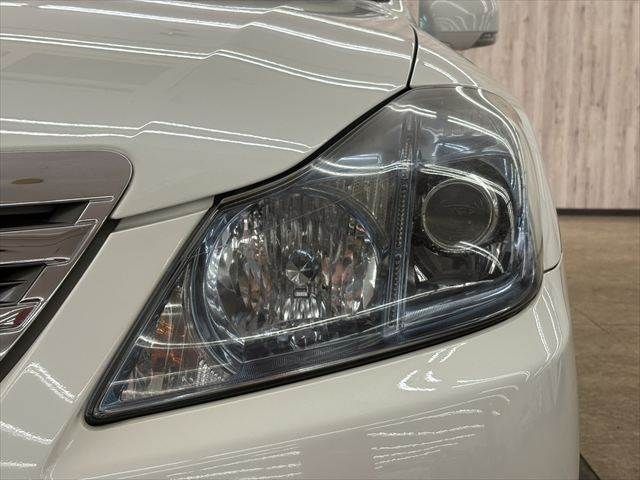 TOYOTA CROWN SEDAN HYBRID 2011 Image 31