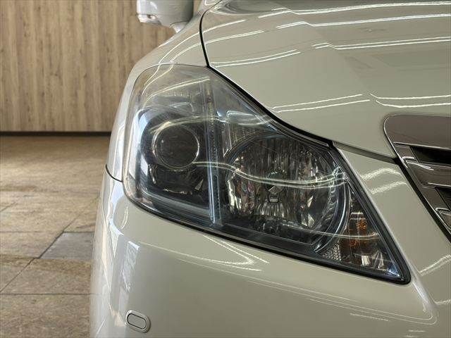 TOYOTA CROWN SEDAN HYBRID 2011 Image 31