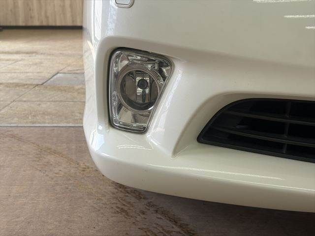 TOYOTA CROWN SEDAN HYBRID 2011 Image 31