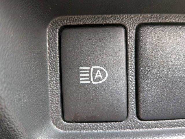 TOYOTA HIACE VAN 4WD 2019 Image 31