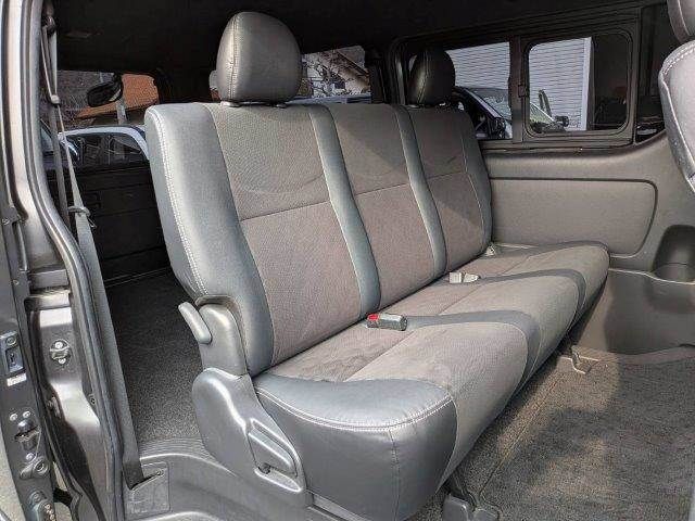 TOYOTA HIACE VAN 4WD 2019 Image 31