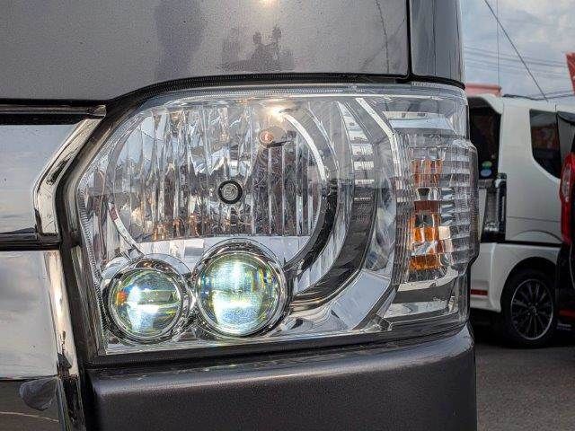 TOYOTA HIACE VAN 4WD 2019 Image 31