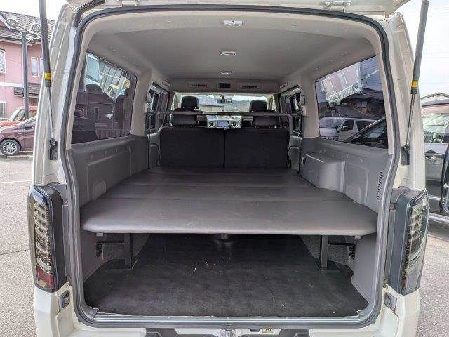 NISSAN NV350 CARAVAN 4WD 2017 Image 31