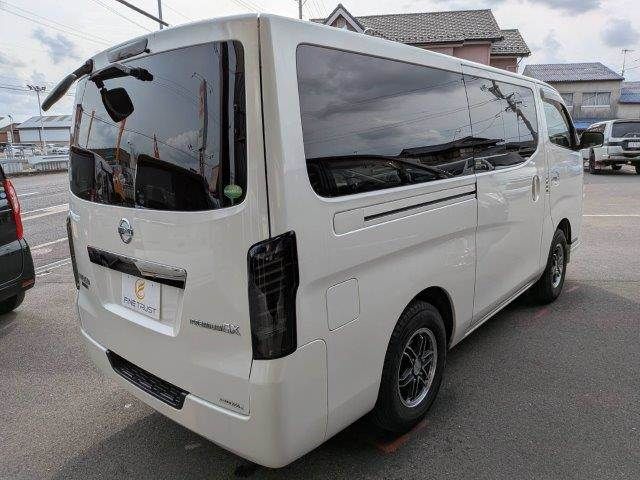 NISSAN NV350 CARAVAN 4WD 2017 Image 31