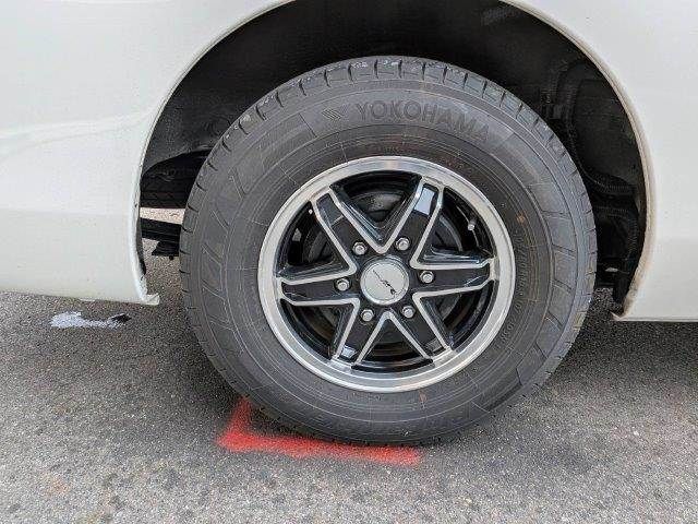 NISSAN NV350 CARAVAN 4WD 2017 Image 31