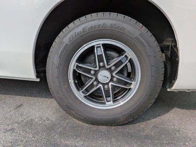 NISSAN NV350 CARAVAN 4WD 2017 Image 31