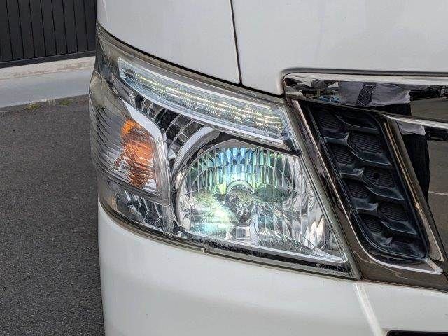 NISSAN NV350 CARAVAN 4WD 2017 Image 31