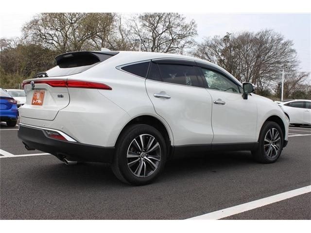 TOYOTA HARRIER HYBRID 2021 Image 31