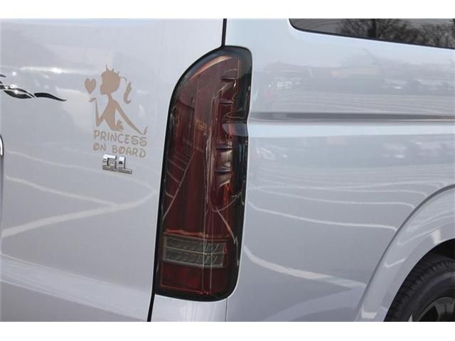 TOYOTA HIACE WAGON 2018 Image 31