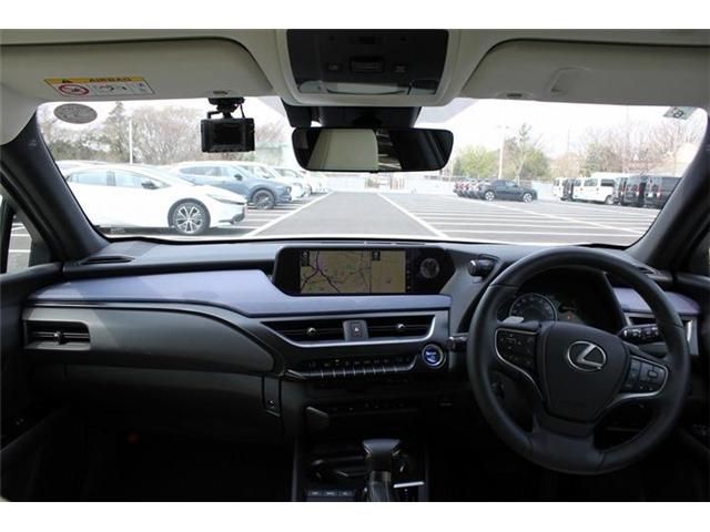 TOYOTA LEXUS UX250H 2021 Image 31