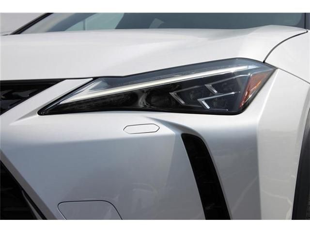TOYOTA LEXUS UX250H 2021 Image 31