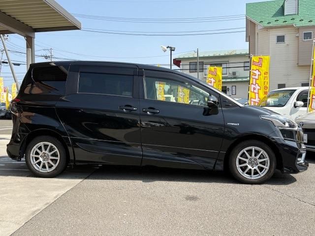 TOYOTA SIENTA HYBRID 2016 Image 31