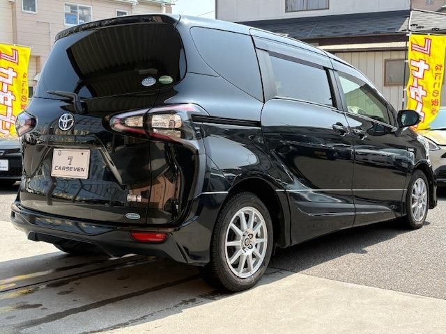 TOYOTA SIENTA HYBRID 2016 Image 31
