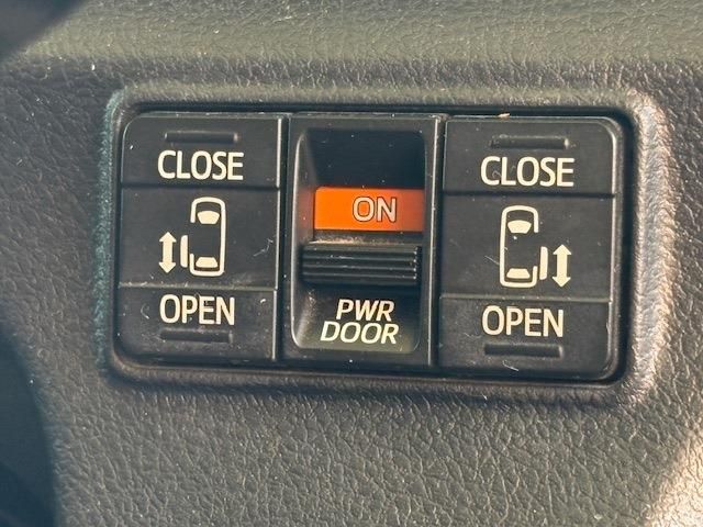 TOYOTA SIENTA HYBRID 2016 Image 31