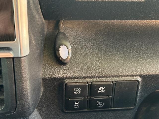 TOYOTA SIENTA HYBRID 2016 Image 31