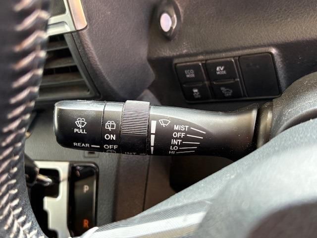 TOYOTA SIENTA HYBRID 2016 Image 31