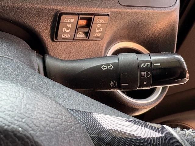 TOYOTA SIENTA HYBRID 2016 Image 31