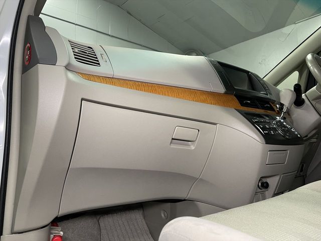 TOYOTA ESTIMA 2012 Image 31