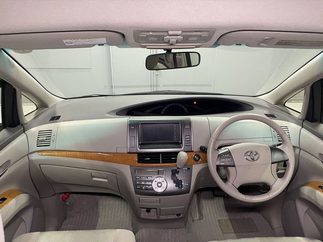 TOYOTA ESTIMA 2012 Image 31