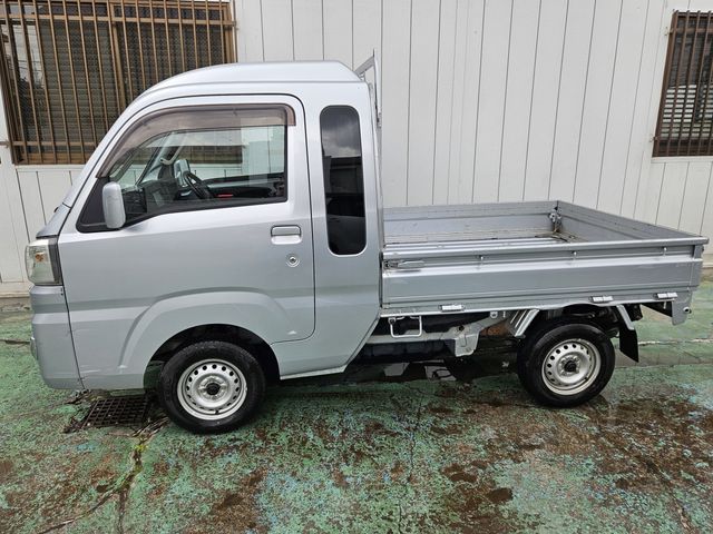 DAIHATSU HIJET TRUCK 4WD 2018 Image 31