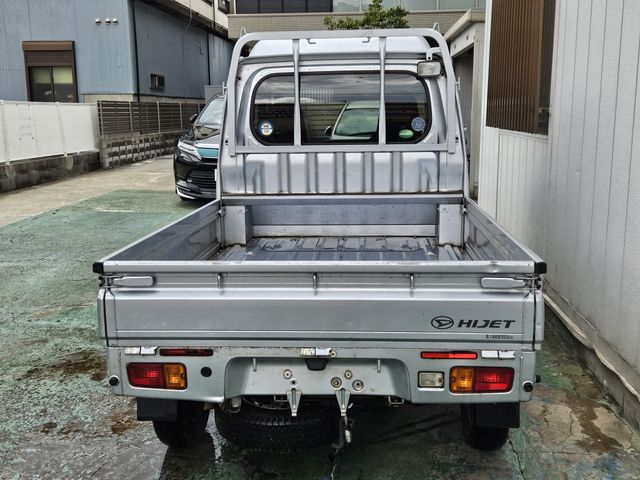 DAIHATSU HIJET TRUCK 4WD 2018 Image 31