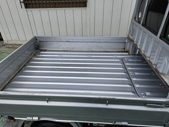 DAIHATSU HIJET TRUCK 4WD 2018 Image 31