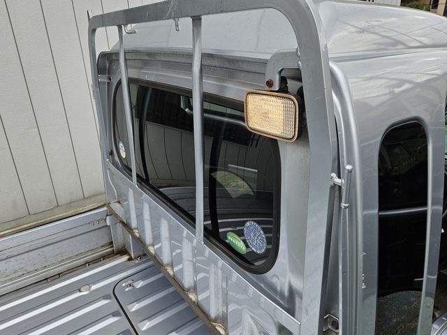 DAIHATSU HIJET TRUCK 4WD 2018 Image 31