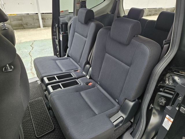 TOYOTA SIENTA 2016 Image 31