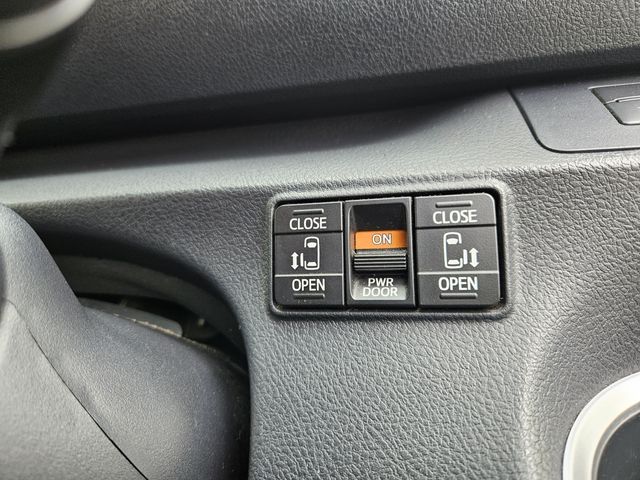 TOYOTA SIENTA 2016 Image 31