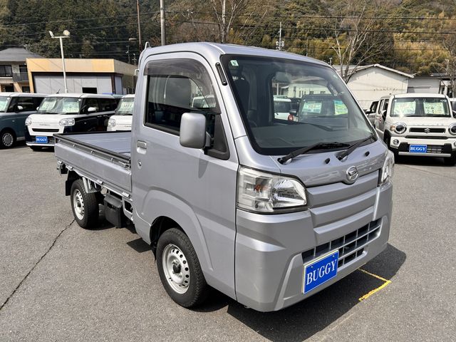 DAIHATSU HIJET TRUCK 4WD 2016 Image 31