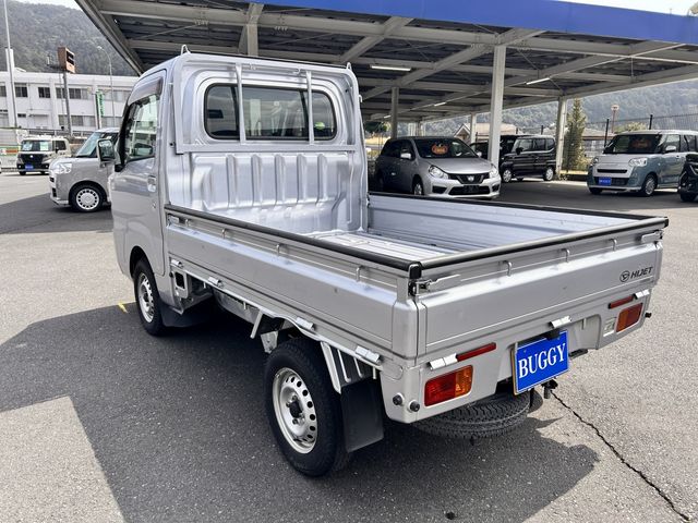 DAIHATSU HIJET TRUCK 4WD 2016 Image 31