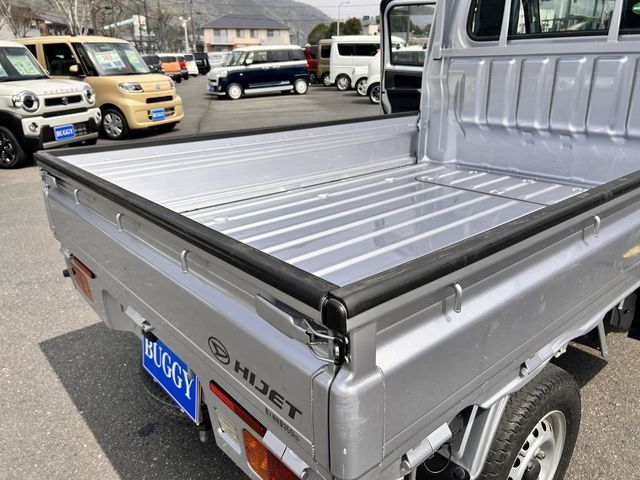 DAIHATSU HIJET TRUCK 4WD 2016 Image 31